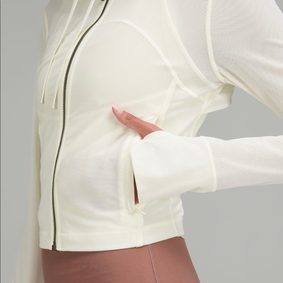 SOLD❗️BNWT❗️Lululemon Mesh Hooded Cropped Jacket in Lemon Sorbet Size 4 - Picture 4 of 7